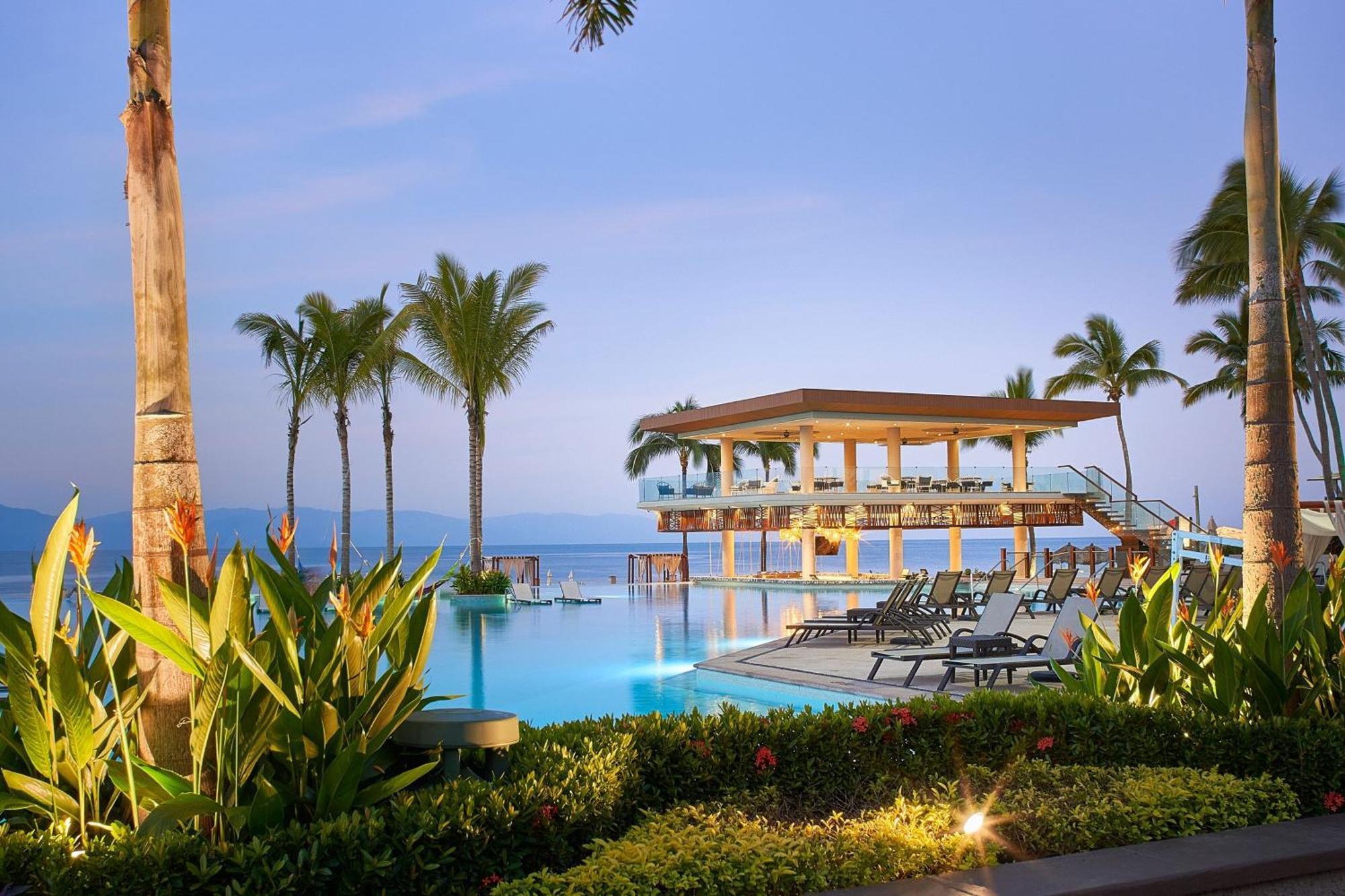 Marriott Puerto Vallarta Resort & Spa Bagian luar foto