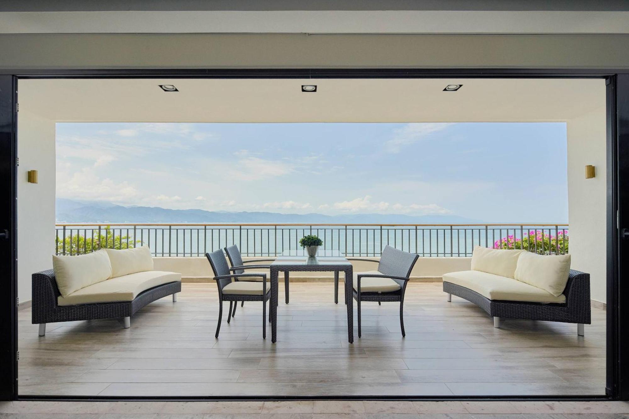 Marriott Puerto Vallarta Resort & Spa Bagian luar foto