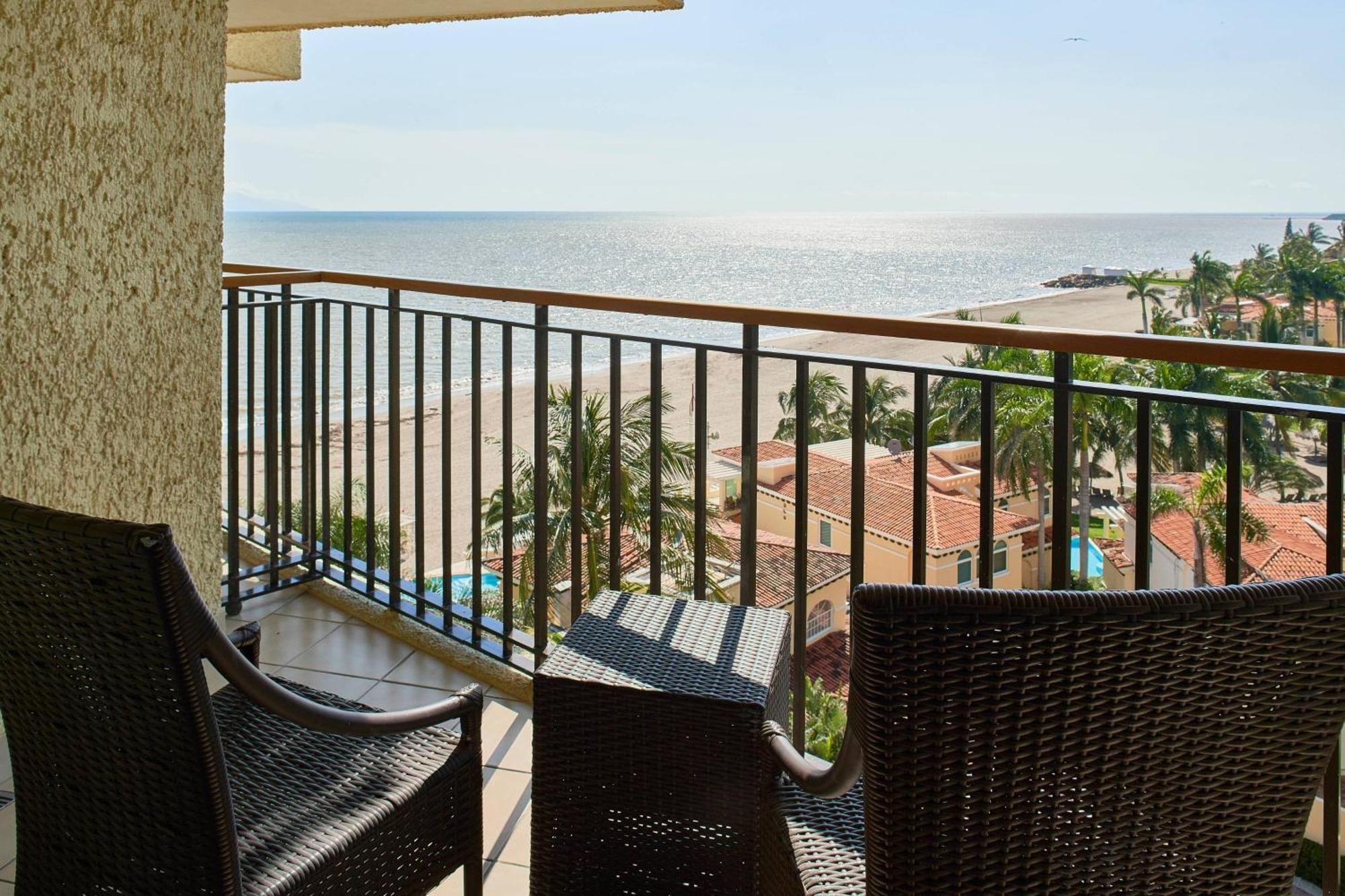 Marriott Puerto Vallarta Resort & Spa Bagian luar foto